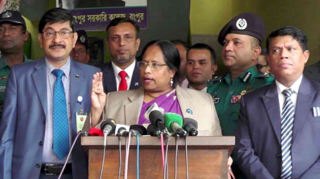 দেশকে সংকটে ফেলে, এমন নির্বাচন আমরা চাই না: রাশেদা সুলতানা দেশকে সংকটে ফেলে, এমন নির্বাচন আমরা চাই না: রাশেদা সুলতানা
