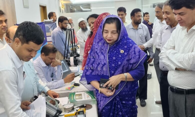 শিল্প মন্ত্রণালয়ের আয়োজনে ইনোভেশন শোকেসিং অনুষ্ঠিত শিল্প মন্ত্রণালয়ের আয়োজনে ইনোভেশন শোকেসিং অনুষ্ঠিত