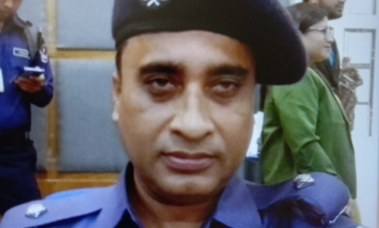 চাটখিল থানার ওসির অপসারণ দাবি চাটখিল থানার ওসির অপসারণ দাবি