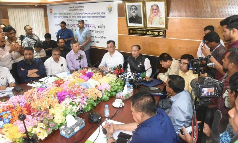 কোরবানিতে চাহিদার চেয়ে পশু বেশি আছে প্রায় ২৩ লাখ কোরবানিতে চাহিদার চেয়ে পশু বেশি আছে প্রায় ২৩ লাখ