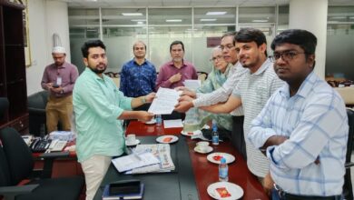 গণমাধ্যমে ফ্যাসিবাদের দোসর মুক্ত করার দাবিতে মানববন্ধন ও স্মরকলিপি