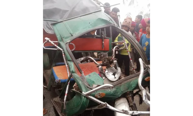 জলঢাকায় ট্রাক অটোরিকশা সংঘর্ষে নিহত ২ জলঢাকায় ট্রাক অটোরিকশা সংঘর্ষে নিহত ২