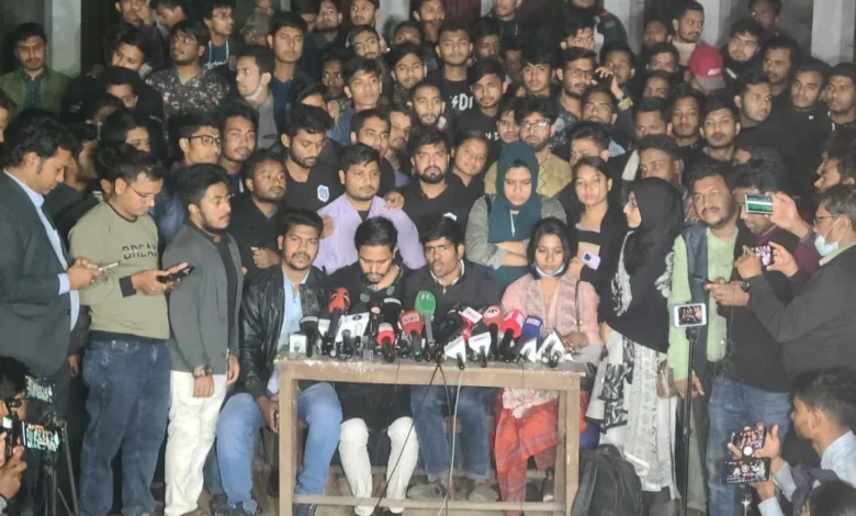 ‘আলোচনার মাধ্যমে পরবর্তী আন্দোলনের চূড়ান্ত সিদ্ধান্ত নেওয়া হবে’ ‘আলোচনার মাধ্যমে পরবর্তী আন্দোলনের চূড়ান্ত সিদ্ধান্ত নেওয়া হবে’