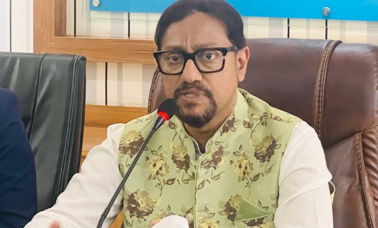 জলাবদ্ধতা নিরসণে কার্যকর ভূমিকা রাখতে হবে: মেয়র ডা. শাহাদাত জলাবদ্ধতা নিরসণে কার্যকর ভূমিকা রাখতে হবে: মেয়র ডা. শাহাদাত