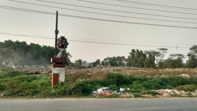হাকালুকি হাওর প্রান্তে পৌর ভাগাড় পরিবেশের জন্য হুমকি