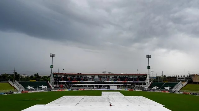 বৃষ্টির জয়, বাংলাদেশ-পাকিস্তান পেলো স্বান্তনার ১ পয়েন্ট বৃষ্টির জয়, বাংলাদেশ-পাকিস্তান পেলো স্বান্তনার ১ পয়েন্ট