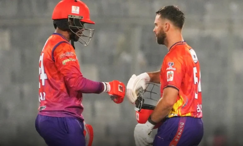 পারিশ্রমিক ছাড়াই ফিরলেন রাজশাহীর বিদেশিরা