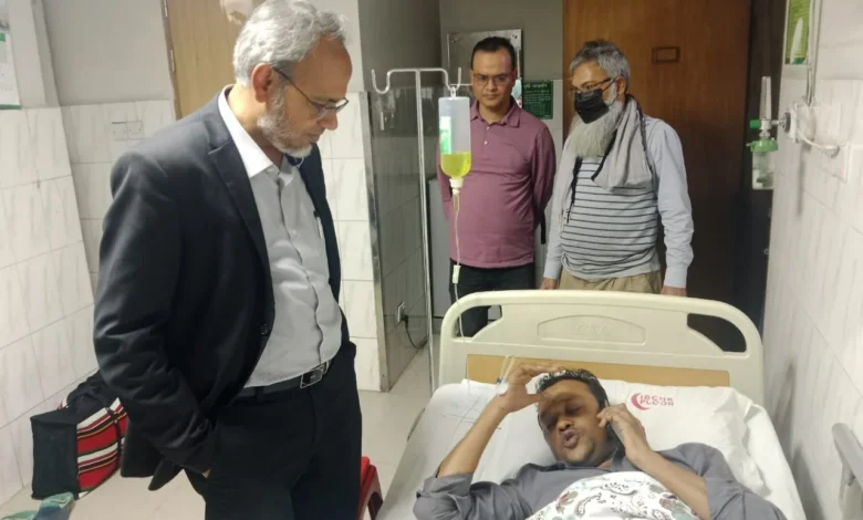 আহত সাংবাদিক জাভেদের সঙ্গে কথা বললেন তারেক রহমান আহত সাংবাদিক জাভেদের সঙ্গে কথা বললেন তারেক রহমান