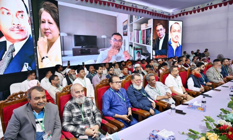 সংস্কার প্রস্তাবে আলোচনা দীর্ঘায়িত হলে সংকট বাড়বে সংস্কার প্রস্তাবে আলোচনা দীর্ঘায়িত হলে সংকট বাড়বে