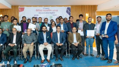 ত্বক সুরক্ষায় বিশেষ রিপোর্টিংয়ে অ্যাওয়ার্ড জিতলেন ৩ সাংবাদিক