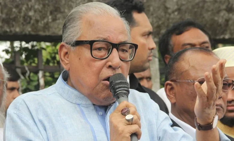 ফ্যাসিবাদের পতন হলেও গণতন্ত্র পুনঃপ্রতিষ্ঠা হয়নি: নজরুল ইসলাম ফ্যাসিবাদের পতন হলেও গণতন্ত্র পুনঃপ্রতিষ্ঠা হয়নি: নজরুল ইসলাম