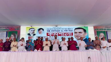 ষড়যন্ত্রকারীদের রুখে দিতে ঐক্যবদ্ধ হয়ে সামনে এগিয়ে যেতে হবে- আমিনুল হক