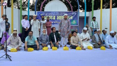 আহত এবং শহীদদের হত্যাকারীদের বিচার না হওয়া পর্যন্ত নির্বাচন চাই না- শহীদ মুগ্ধর বাবা
