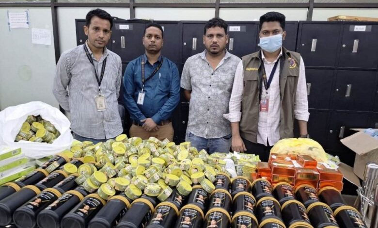 শাহজালালে বিপুল পরিমাণ আমদানি নিষিদ্ধ পণ্য জব্দ শাহজালালে বিপুল পরিমাণ আমদানি নিষিদ্ধ পণ্য জব্দ