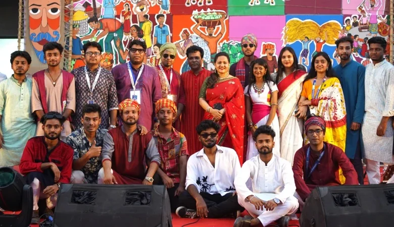 উত্তরা ইউনিভার্সিটিতে বৈশাখী পার্বণ উদযাপন উত্তরা ইউনিভার্সিটিতে বৈশাখী পার্বণ উদযাপন