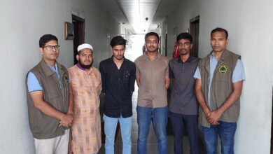 চাকরি নামে প্রতারণা ও বিপুল অর্থ আত্মসাৎ, উত্তরা থেকে গ্রেপ্তার ৪