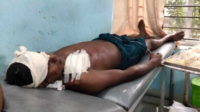 রাজবাড়ীতে হাটের ইজারা ‌বি‌রো‌ধে তিনজনকে কুপিয়ে জখম