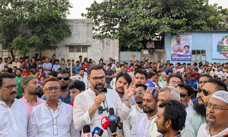 বিএনপি ক্ষমতায় গেলে রাষ্ট্রীয় প্রতিষ্ঠান দলীয়করণ করা হবে না – আমিনুল হক বিএনপি ক্ষমতায় গেলে রাষ্ট্রীয় প্রতিষ্ঠান দলীয়করণ করা হবে না – আমিনুল হক