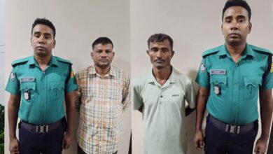 চাঁদাবাজির অভিযোগে দুই বিএনপি নেতা গ্রেফতার