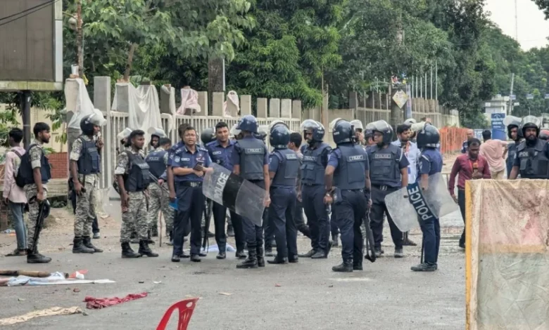গোপালগঞ্জে রাত ৮টা থেকে ২২ ঘণ্টার কারফিউ গোপালগঞ্জে রাত ৮টা থেকে ২২ ঘণ্টার কারফিউ