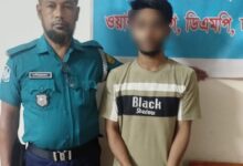 শ্যামপুরে বাসে অগ্নিসংযোগের চেষ্টাকালে নিষিদ্ধ ঘোষিত ছাত্রলীগের কর্মী গ্রেফতার