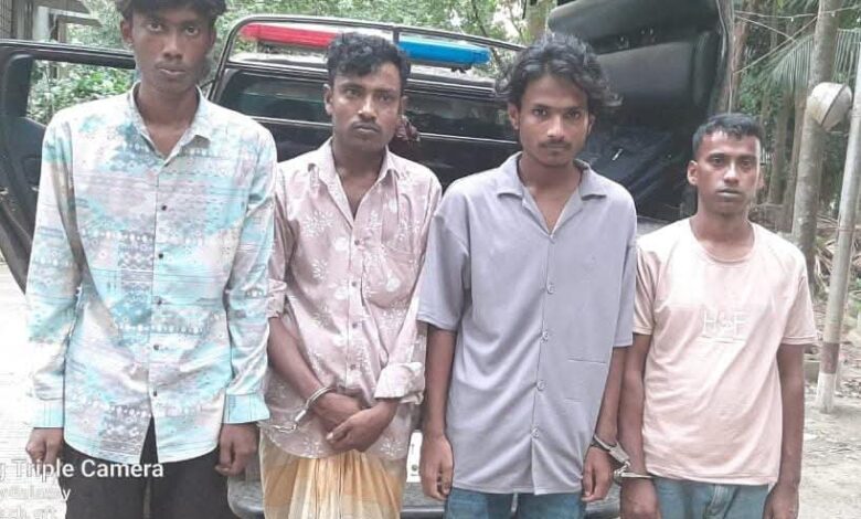 ফেনীতে গাঁজাসহ আটক চার যুবককে মোবাইল কোর্টে কারাদণ্ড