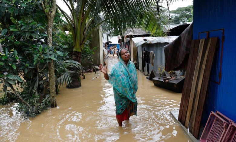 ফেনীতে ফের ভয়াবহ বন্যায় প্রস্তুত ১৫৩টি আশ্রয়কেন্দ্র, খোলা হয়েছে কন্ট্রোল রুম ফেনীতে ফের ভয়াবহ বন্যায় প্রস্তুত ১৫৩টি আশ্রয়কেন্দ্র, খোলা হয়েছে কন্ট্রোল রুম
