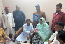 তারেক রহমানের নির্দেশে গুম হওয়া ছাত্রনেতা মুন্নার পরিবারের পাশে দাঁড়ালেন বিএনপি