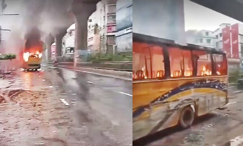 মিরপুরে যাত্রীদের নামিয়ে বাসে আগুন মিরপুরে যাত্রীদের নামিয়ে বাসে আগুন