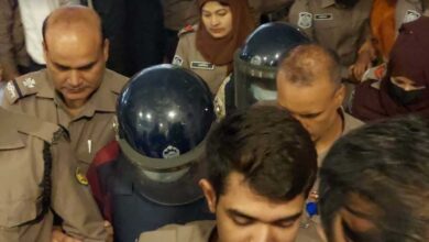 স্ত্রীসহ বিমান বাংলাদেশ এয়ারলাইন্সের এমডি সাফিকুর রহমান গ্রেপ্তার