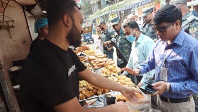 ফেনীতে ভোক্তা অধিকার ও নিরাপদ খাদ্য কর্তৃপক্ষের যৌথ অভিযান: দুই প্রতিষ্ঠানকে জরিমানা