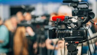 সাংবাদিকরা কেন সব দায় ‘দুর্বৃত্তদের’ ঘাড়ে চাপান?