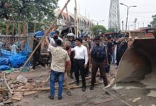 সায়েদাবাদে ১০০ অবৈধ বাস কাউন্টার সিলগালা, ফুটপাত দখলমুক্তে ডিএসসিসির কঠোর অভিযান