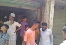 ফেনীতে প্রতারককে ‘চুনকালি’: ঘুষখোরদের বেলায় কেন নয়—সামাজিক মাধ্যমে চাঞ্চল্য