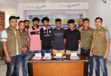 ফেসবুকে ভুয়া ইলিশ বিক্রির ফাঁদ: নড়াইলে প্রতারক চক্রের ৪ সদস্য গ্রেফতার