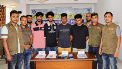 ফেসবুকে ভুয়া ইলিশ বিক্রির ফাঁদ: নড়াইলে প্রতারক চক্রের ৪ সদস্য গ্রেফতার