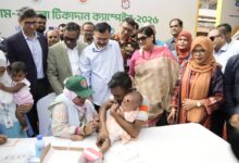 ডিএনসিসিতে জরুরি হাম-রুবেলা টিকাদান ক্যাম্পেইন শুরু ডিএনসিসিতে জরুরি হাম-রুবেলা টিকাদান ক্যাম্পেইন শুরু