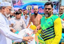 তুরাগে অগ্নিদুর্গতদের পাশে জামায়াত, খাদ্য ও বস্ত্র বিতরণ তুরাগে অগ্নিদুর্গতদের পাশে জামায়াত, খাদ্য ও বস্ত্র বিতরণ