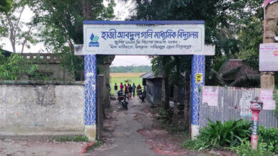 পিরোজপুরে এসএসসি পরীক্ষায় ‘প্রক্সি’ অভিযোগ, প্রশ্নফাঁস নিয়েও তোলপাড়