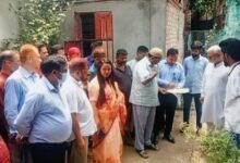 বীরগঞ্জের ঐতিহ্যবাহী ডাক্তারখানা মাঠ পরিদর্শনে এমপি মনজুরুল ইসলাম