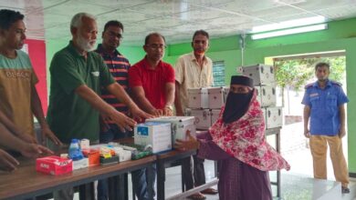 গাবুরায় ১৫ স্বাস্থ্য স্বেচ্ছাসেবকের মাঝে স্বাস্থ্যসেবা উপকরণ বিতরণ