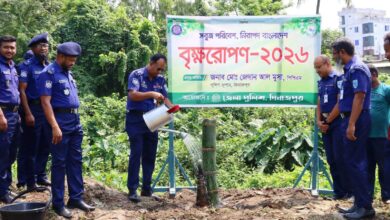 দিনাজপুর পুলিশ লাইন্সে ‘বুদুম বাঁশ’ চারা রোপণ করলেন পুলিশ সুপার